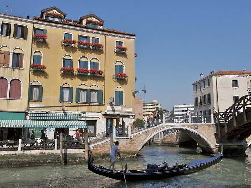 Hotel Arlecchino Veneţia Exterior foto